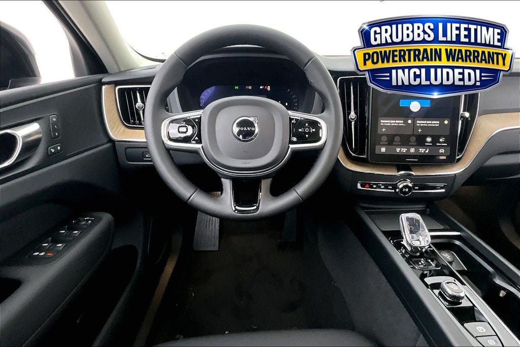 2026 Volvo XC60 B5 Core