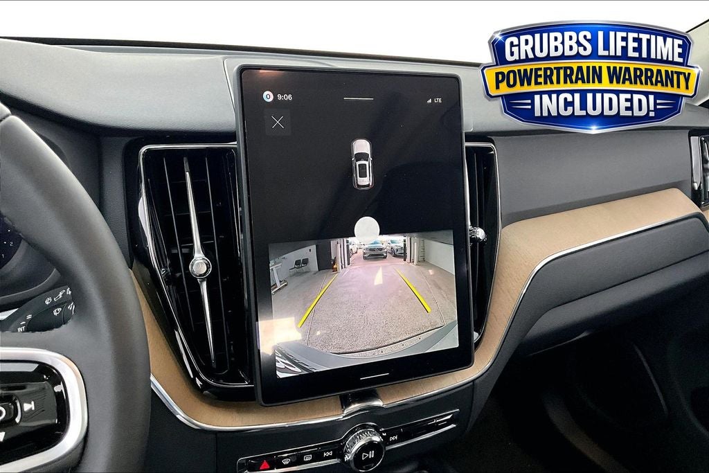 2026 Volvo XC60 B5 Core
