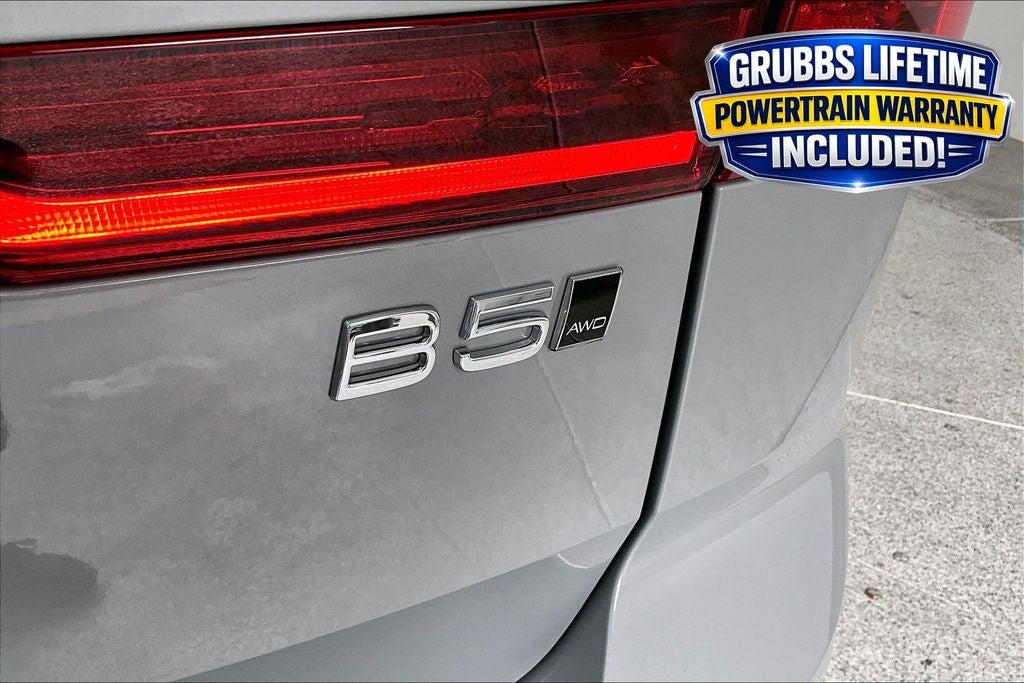 2026 Volvo XC60 B5 Core