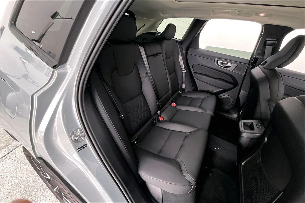 2026 Volvo XC60 B5 Core