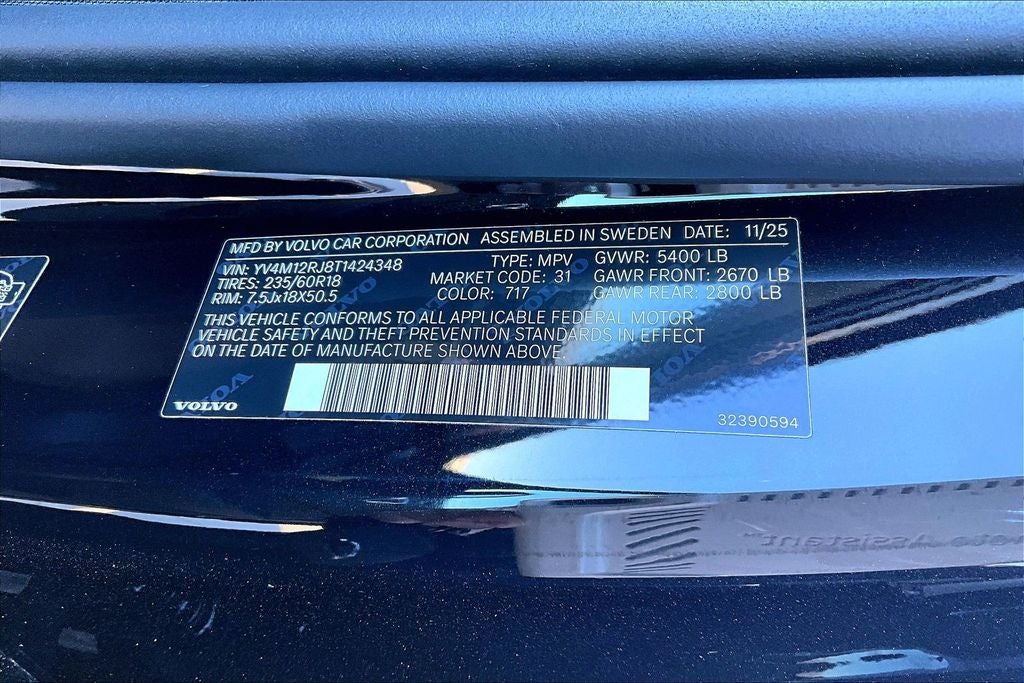 2026 Volvo XC60 B5 Core