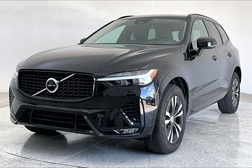 2025 Volvo XC60 B5 Core