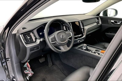 2025 Volvo XC60 B5 Core