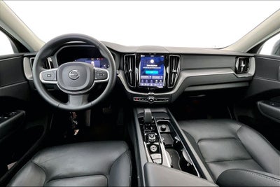 2025 Volvo XC60 B5 Core