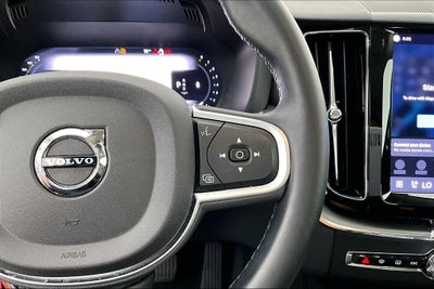 2025 Volvo XC60 B5 Core