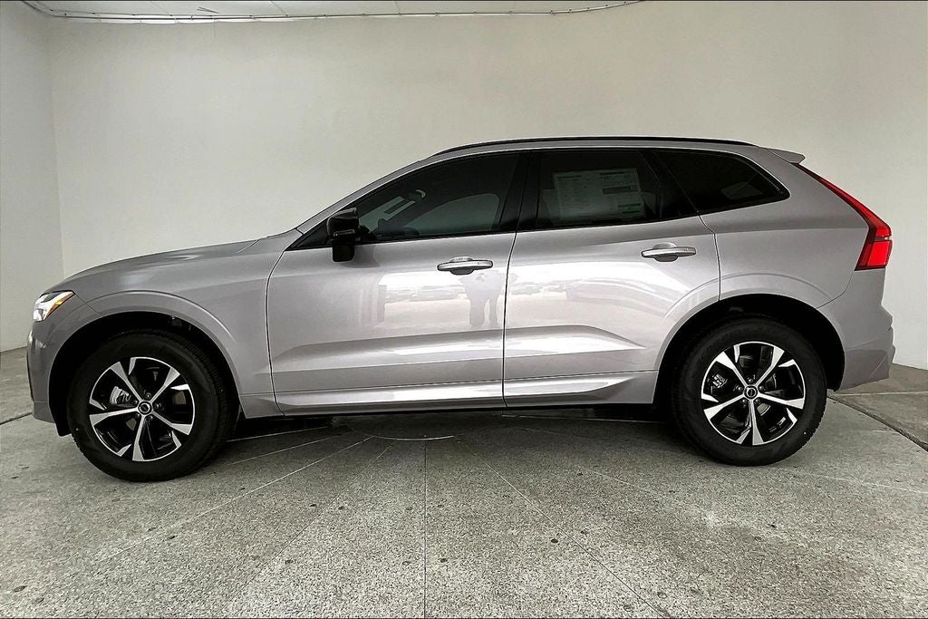 2026 Volvo XC60 B5 Core