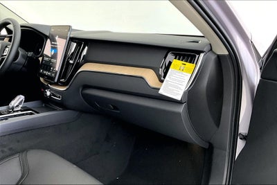 2026 Volvo XC60 B5 Core