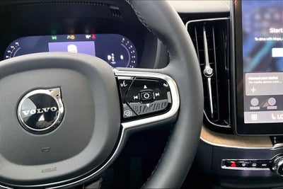 2026 Volvo XC60 B5 Core