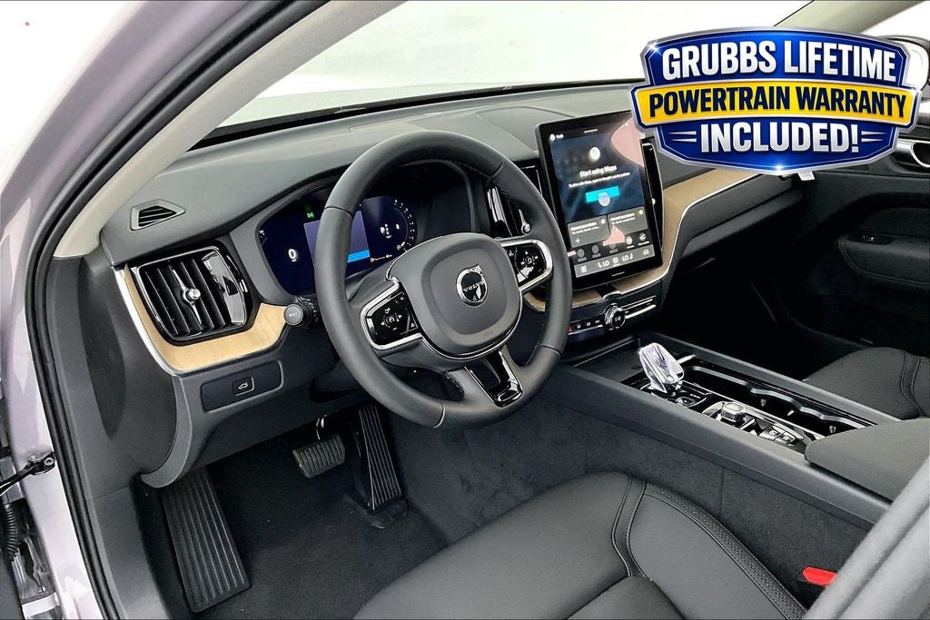 2026 Volvo XC60 B5 Core
