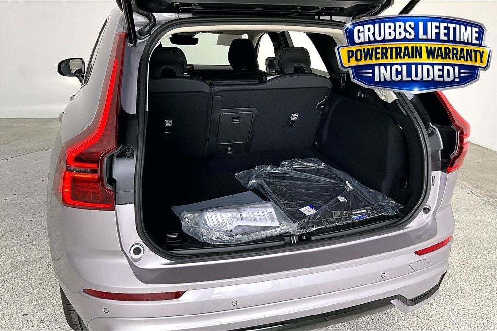 2026 Volvo XC60 B5 Core