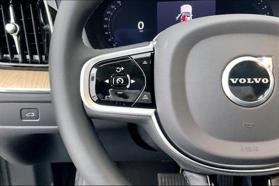 2026 Volvo XC60 B5 Ultra