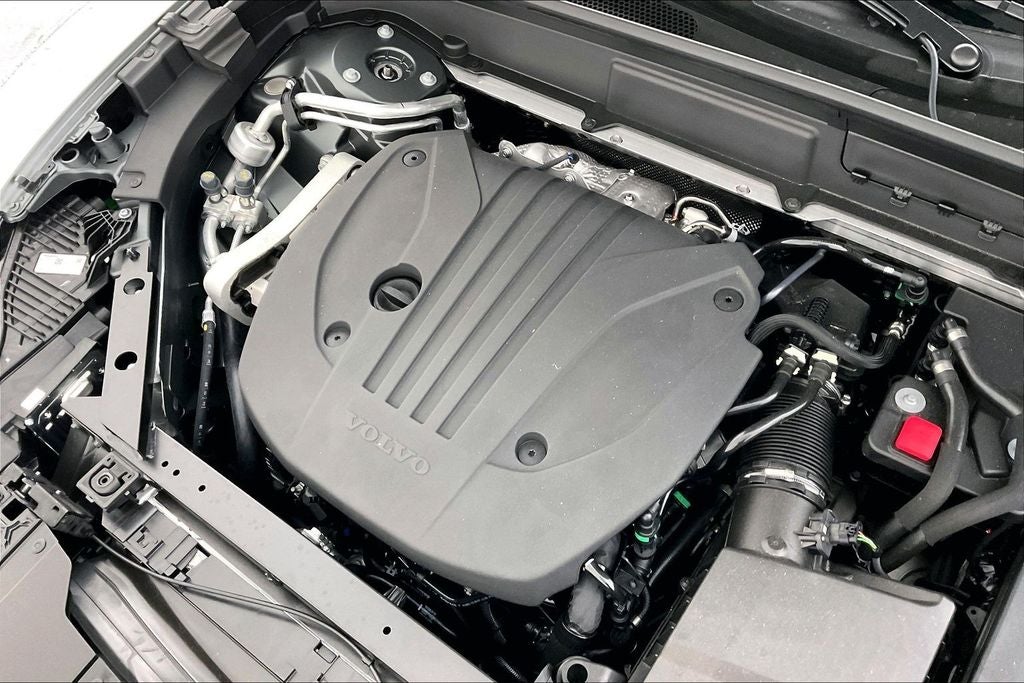 2026 Volvo XC60 B5 Ultra