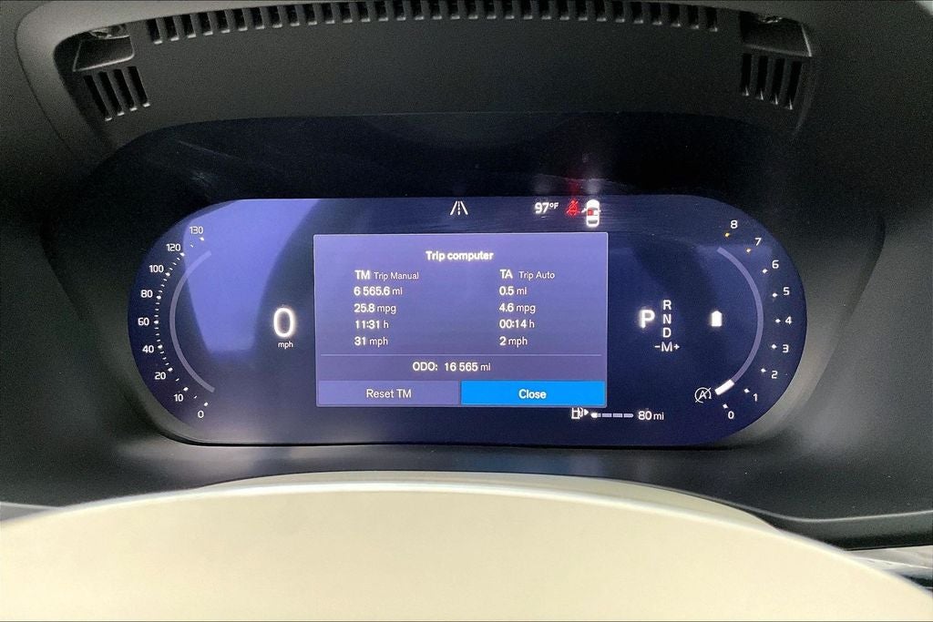 2025 Volvo XC60 B5 Ultra
