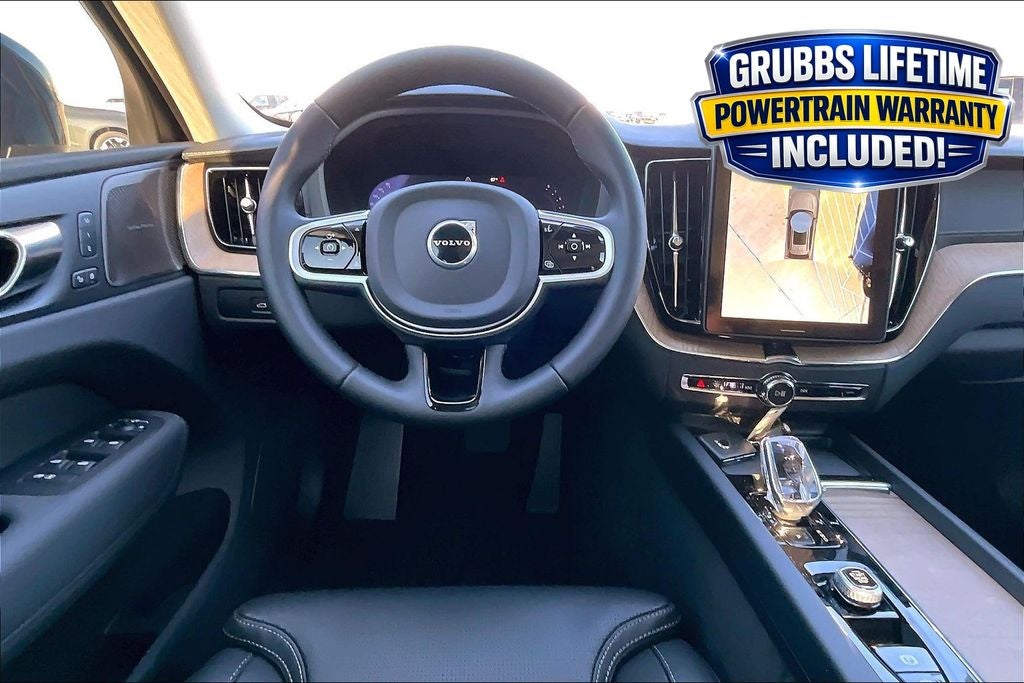 2026 Volvo XC60 B5 Ultra
