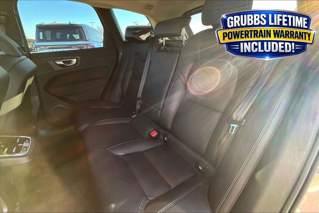 2026 Volvo XC60 B5 Ultra