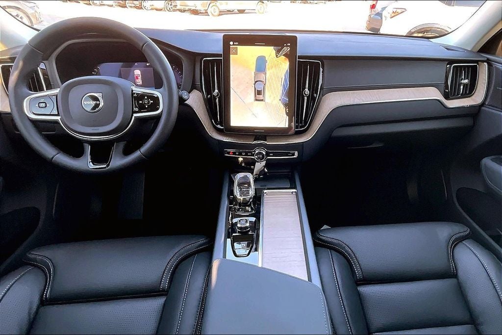 2026 Volvo XC60 B5 Ultra