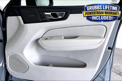 2026 Volvo XC60 B5 Ultra