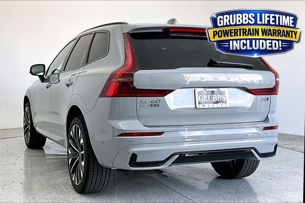 2026 Volvo XC60 B5 Ultra