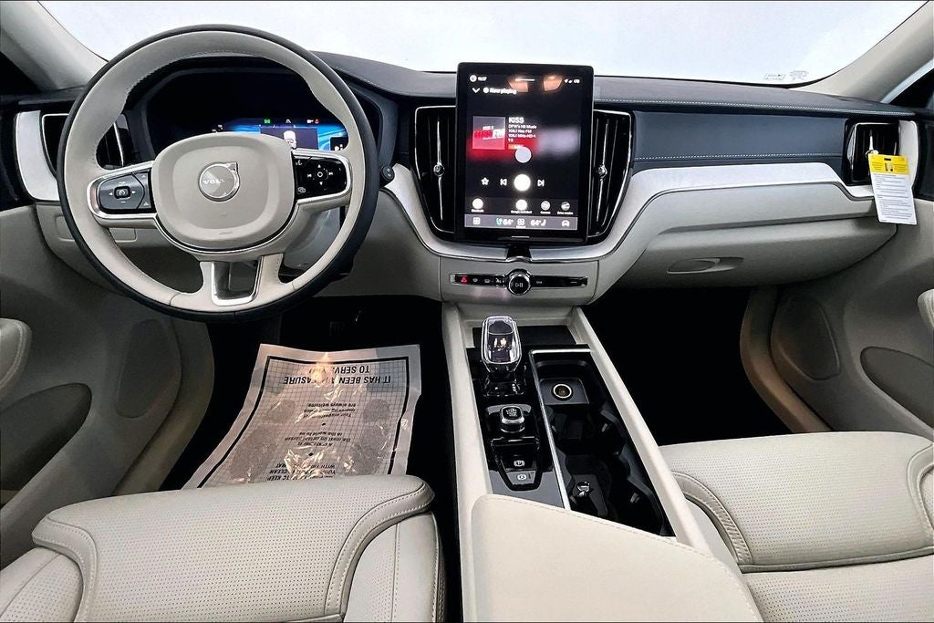 2026 Volvo XC60 B5 Ultra