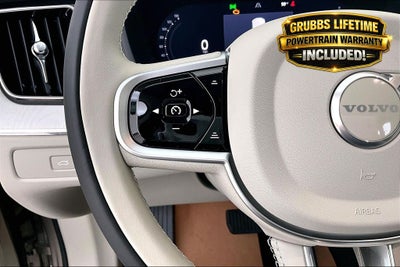 2026 Volvo XC60 B5 Ultra