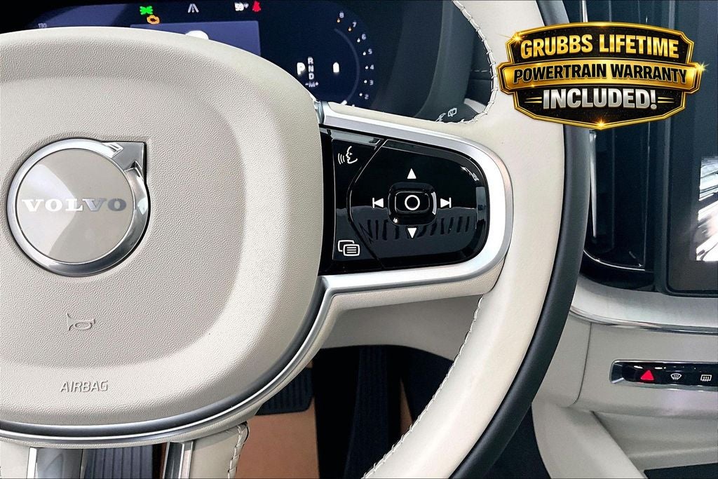 2026 Volvo XC60 B5 Ultra