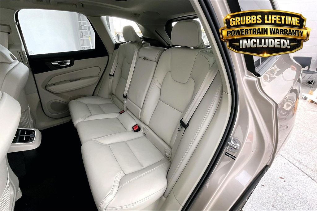 2026 Volvo XC60 B5 Ultra