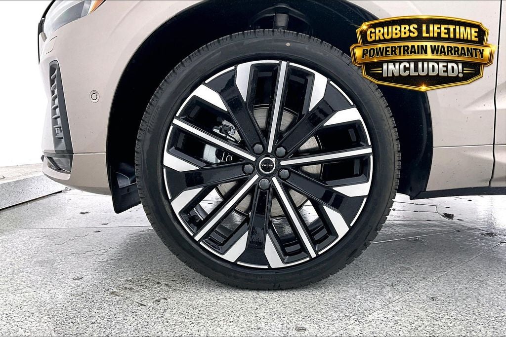 2026 Volvo XC60 B5 Ultra