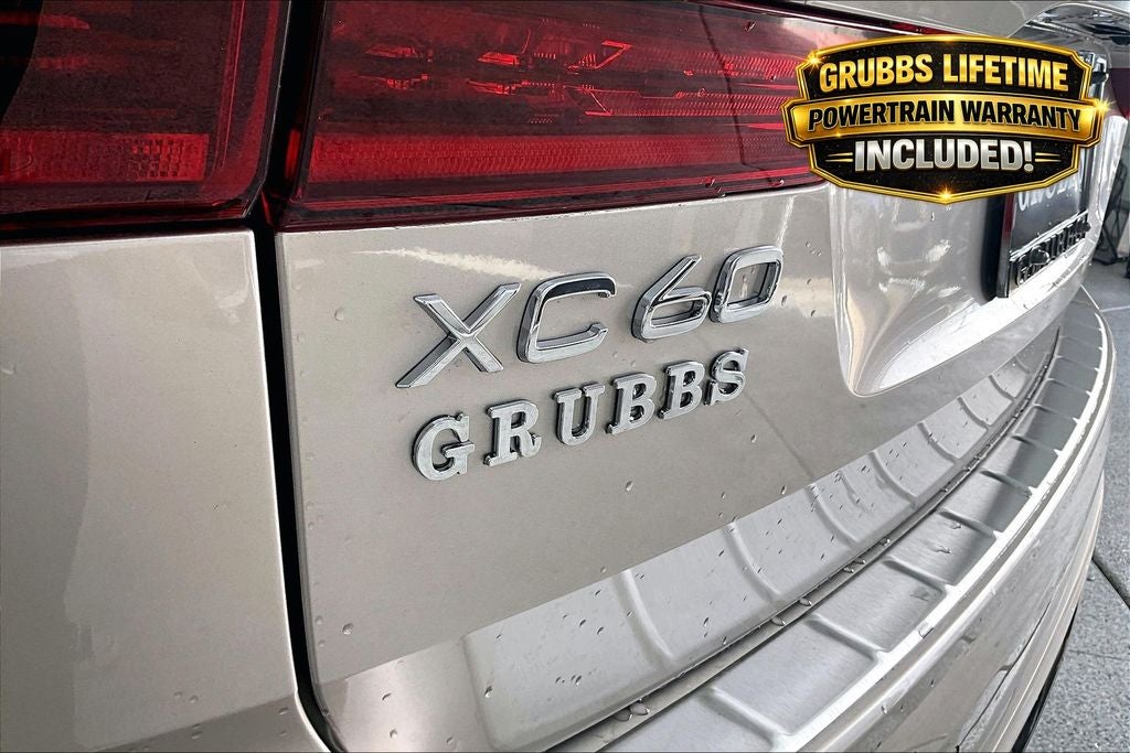 2026 Volvo XC60 B5 Ultra