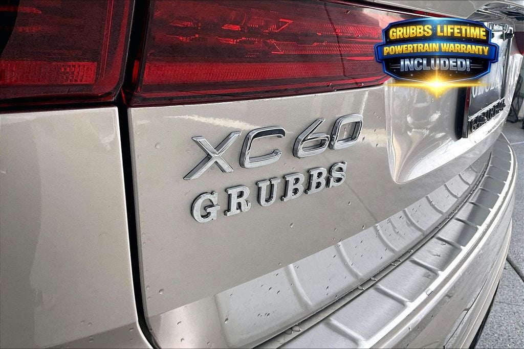 2026 Volvo XC60 B5 Ultra