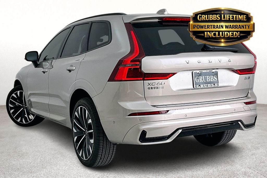 2026 Volvo XC60 B5 Ultra