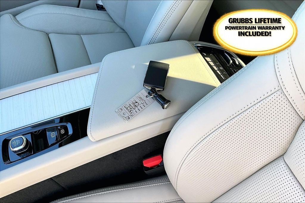 2026 Volvo XC60 B5 Ultra