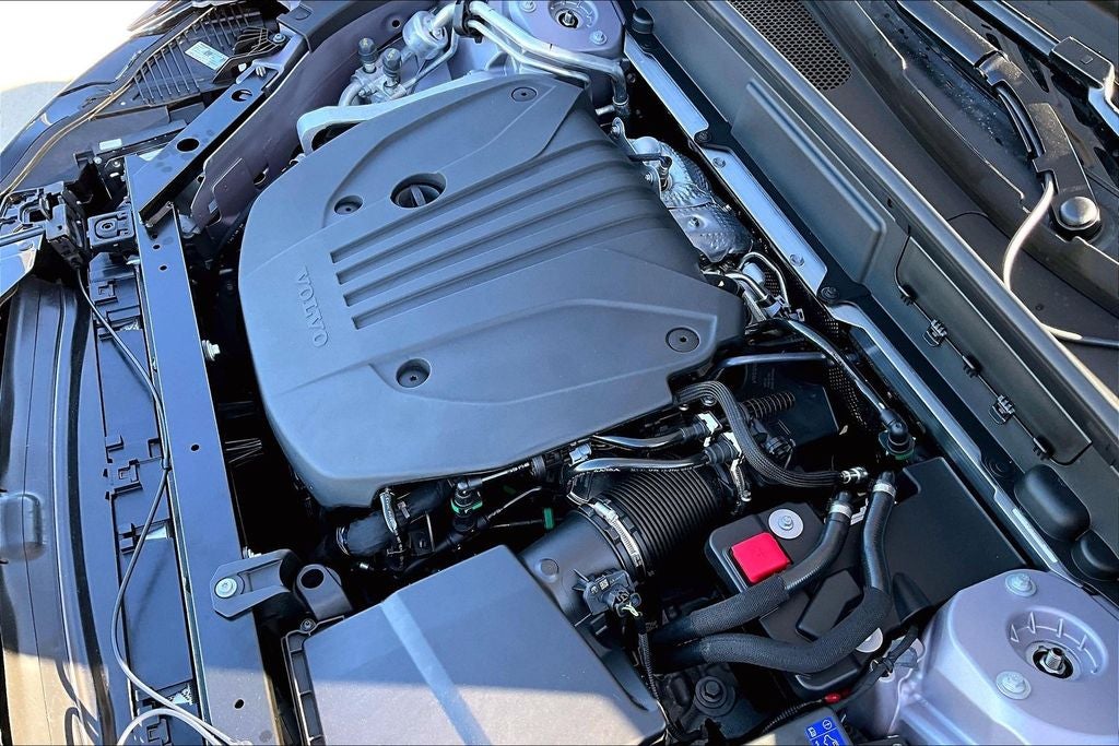 2026 Volvo XC60 B5 Ultra