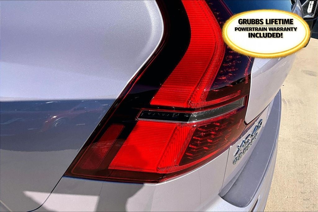 2026 Volvo XC60 B5 Ultra