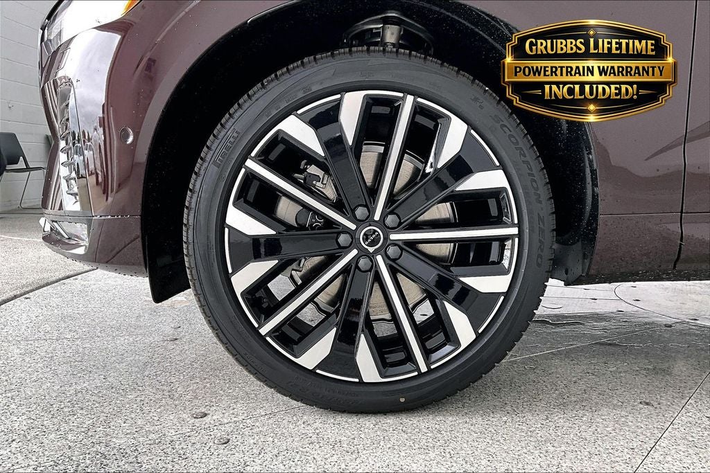 2026 Volvo XC60 B5 Ultra