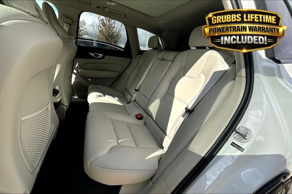 2026 Volvo XC60 B5 Ultra