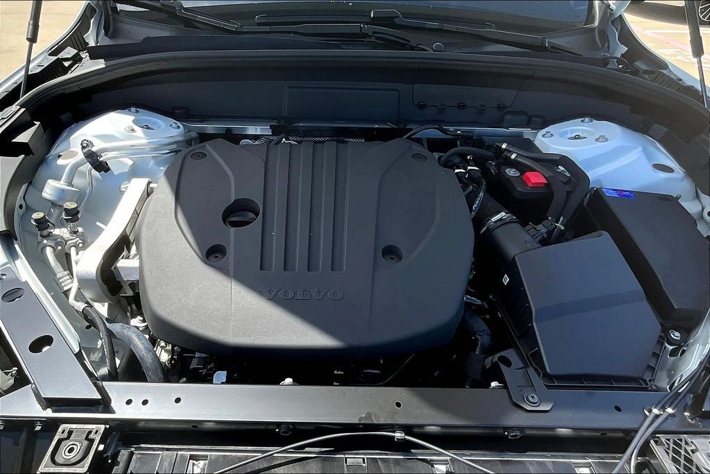 2026 Volvo XC60 B5 Ultra