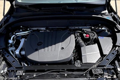 2026 Volvo XC60 B5 Ultra