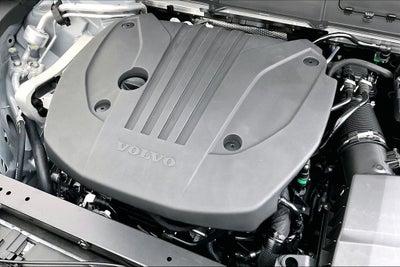 2026 Volvo XC60 B5 Ultra