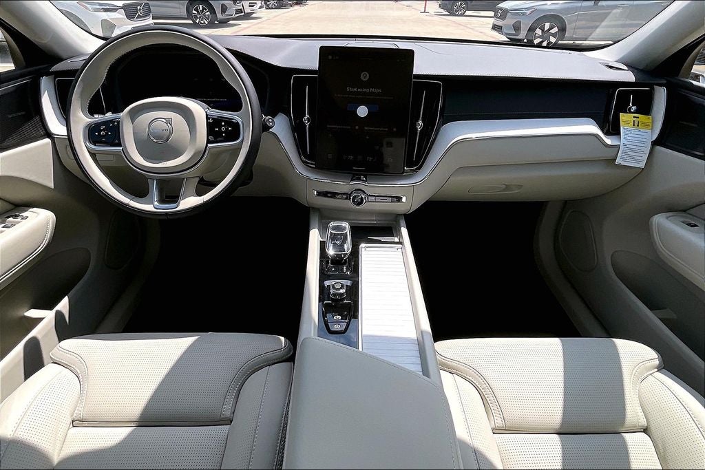 2026 Volvo XC60 B5 Ultra