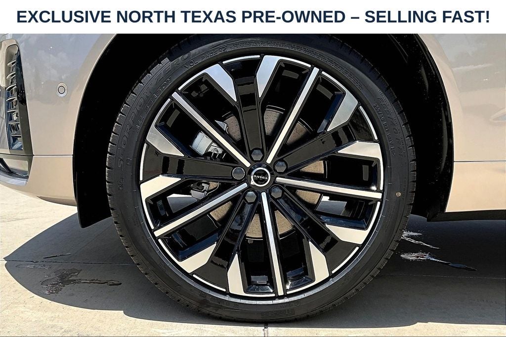 2026 Volvo XC60 B5 Ultra