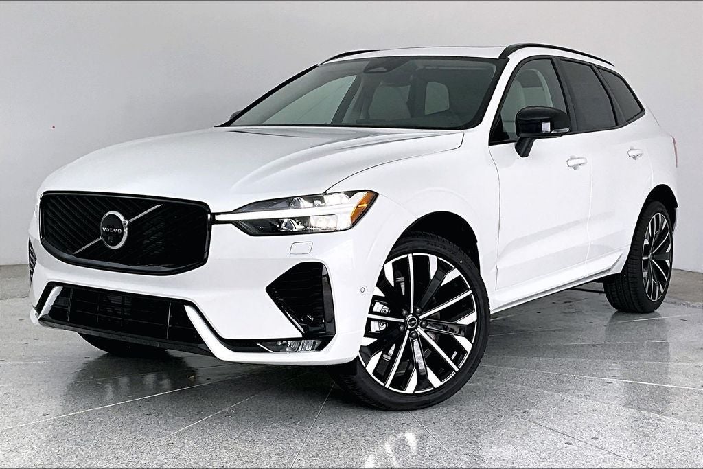 2026 Volvo XC60 B5 Ultra