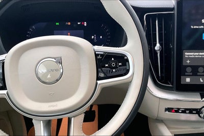 2026 Volvo XC60 B5 Ultra