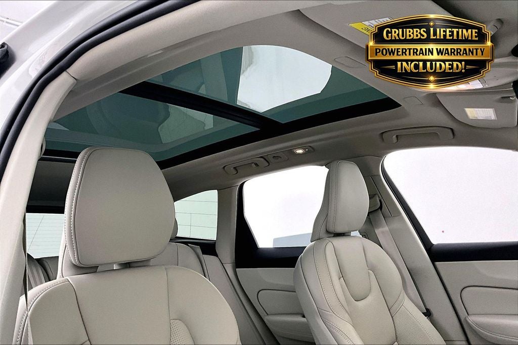 2026 Volvo XC60 B5 Ultra