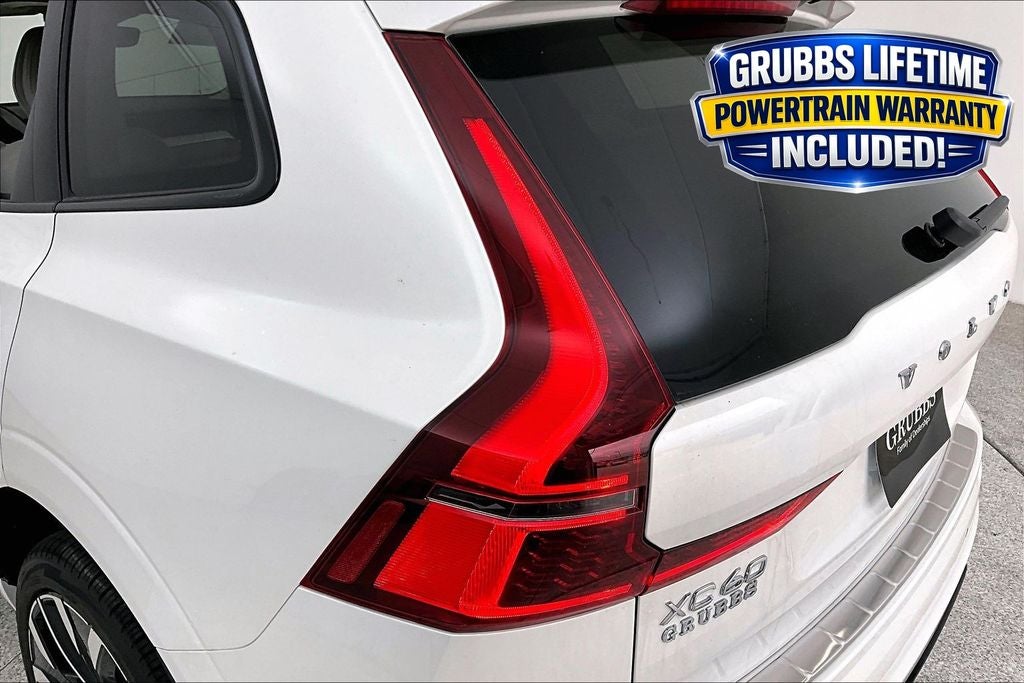 2026 Volvo XC60 B5 Ultra