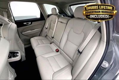 2026 Volvo XC60 B5 Ultra