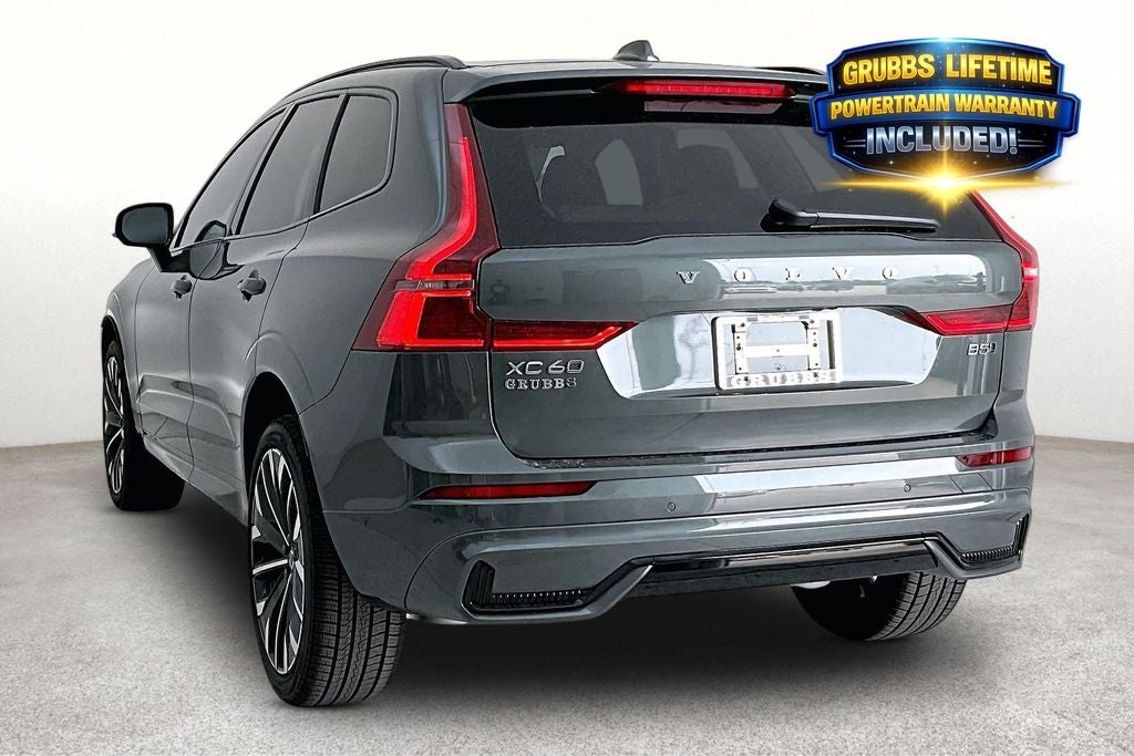 2026 Volvo XC60 B5 Ultra