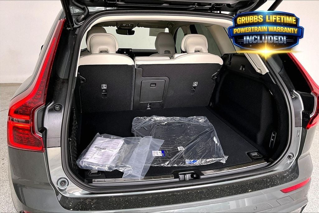 2026 Volvo XC60 B5 Ultra