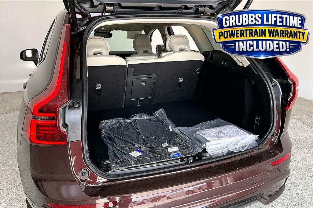 2026 Volvo XC60 B5 Ultra