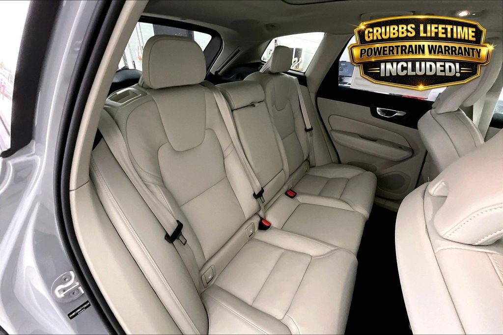 2026 Volvo XC60 B5 Ultra
