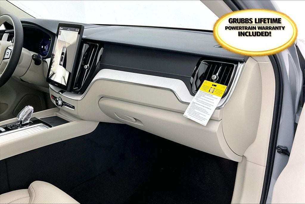 2026 Volvo XC60 B5 Ultra